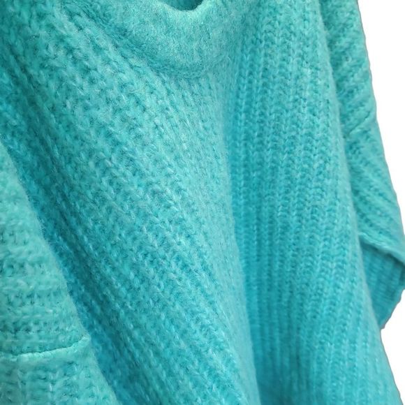 Free People Blue Bell Scoop Neck Oversized Slouchy Electric Teal Sweater NWT - Picture 13 of 15